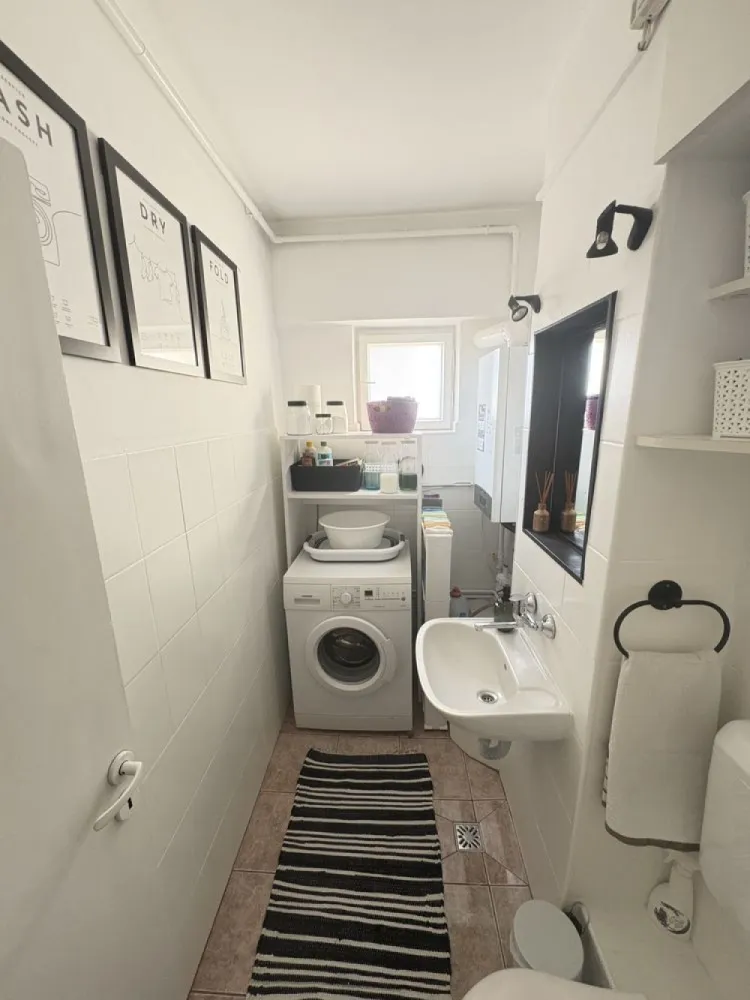 Apartament 4 camere
