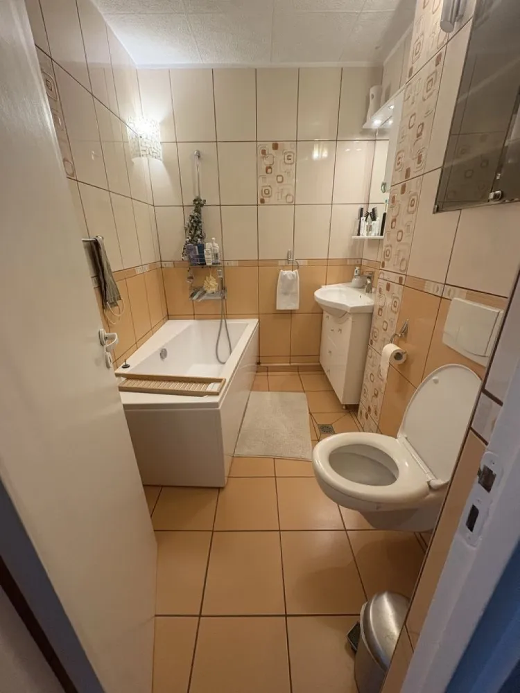 Apartament 4 camere