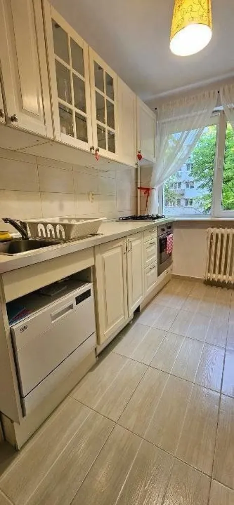 Apartament langa Parcul si Metroul Bazilescu, Blvd. Bucurestii Noi