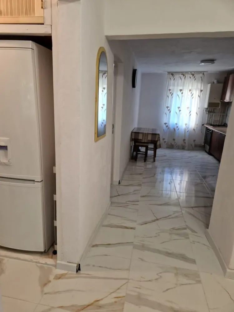 BRASADAS vinde apartament 4 camere Mănăștur - BRASADAS propune spre vanzare apartament 4 camere in Mănăștur, decomandat, etaj 1/4 suprafață 80 mp. Apelati cu incredere pentru vizionare.