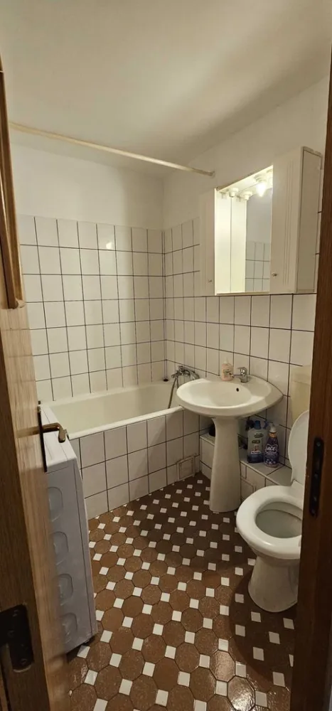 Garsoniera de inchiriat et 8/10 - zona Piata Iancului