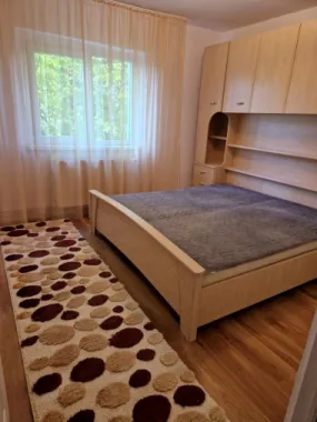 BRASADAS vinde apartament 4 camere Mănăștur