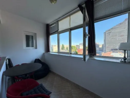 ap. 3 camere 2 bai 2 balcoane 2 scari 2 lifturi Calea Victoriei Biserica Amzei