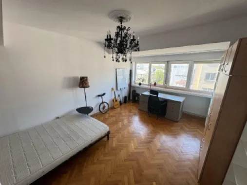 ap. 3 camere 2 bai 2 balcoane 2 scari 2 lifturi Calea Victoriei Biserica Amzei