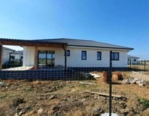 BRASADAS vinde casa NOUA în zona Lucian Blaga.