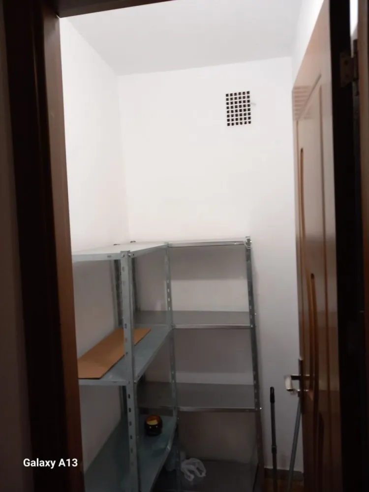 BRASADAS vinde ap 2 cam 48mp nemobilat PARTER Baba Novac 2. - Agenția imobiliara BRASADAS vinde URGENT apartament NEMOBILAT cu doua camere situat la PARTER in zona DRISTOR, Baba Novac Nr. 2. A fost construit in 1962 și NU ARE RISC SEISMIC. Este SEMIDECOMANDAT si nu necesita investiții majore. Este racordat la sistemul RADET. Este la 5 minute de statia de metrou DRISTOR Pentru mai multe oferte accesați : www.brasadas.com.