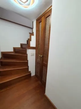Închiriem ap in casa Cotroceni