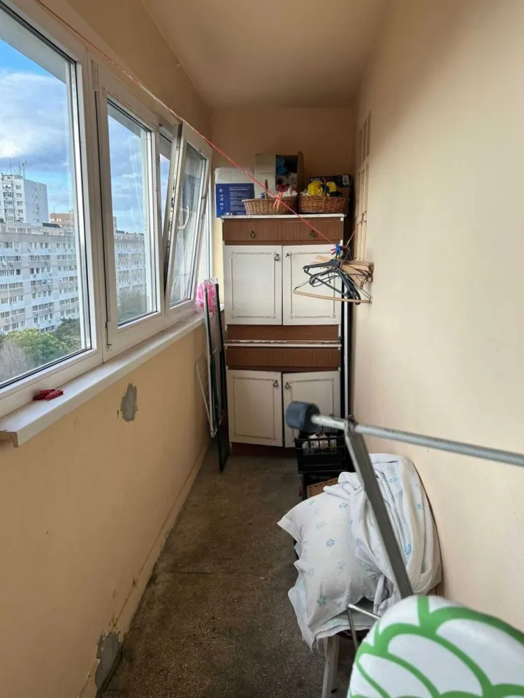 Apartament 2 camere, zona Baba Novac, direct proprietar - Proprietar, vand apartament 2 camere, Intrarea Reconstrucției, 5 min mers pe jos Parc IOR/Park Lake, 10 min statie Metro Dristor, 3 min STB 70,79, bloc reabilitat termic, clasa energetica B, suprafata totala 51.3 mp, partial/total mobilat.