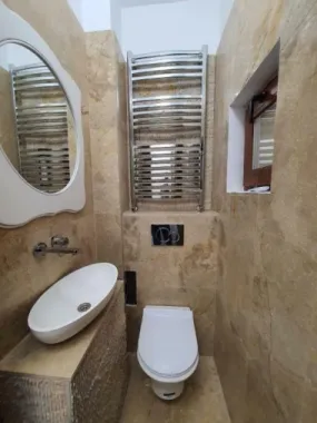 Închiriem ap in casa Cotroceni