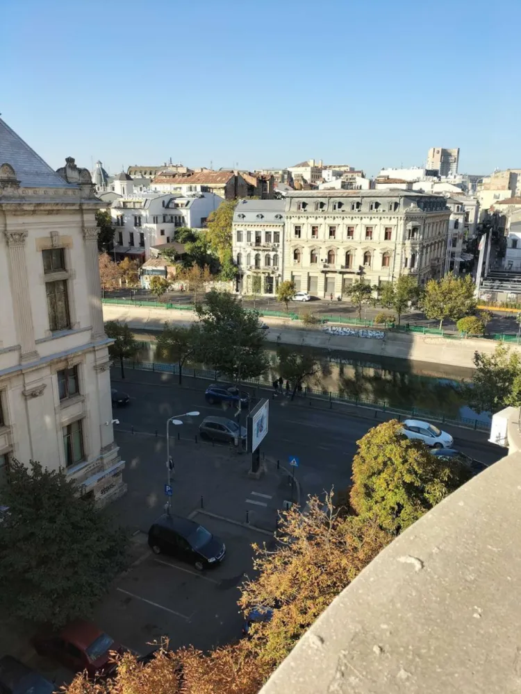 BRASADAS închiriază ap 2 cam et 4 UNIRII. - Agenția imobiliara BRASADAS închiriază apartament cu doua camere, mobilat si utilat ,situat la un minut fata de metrou Unirii 1 vis a vis de Curtea de Apel Bucuresti.