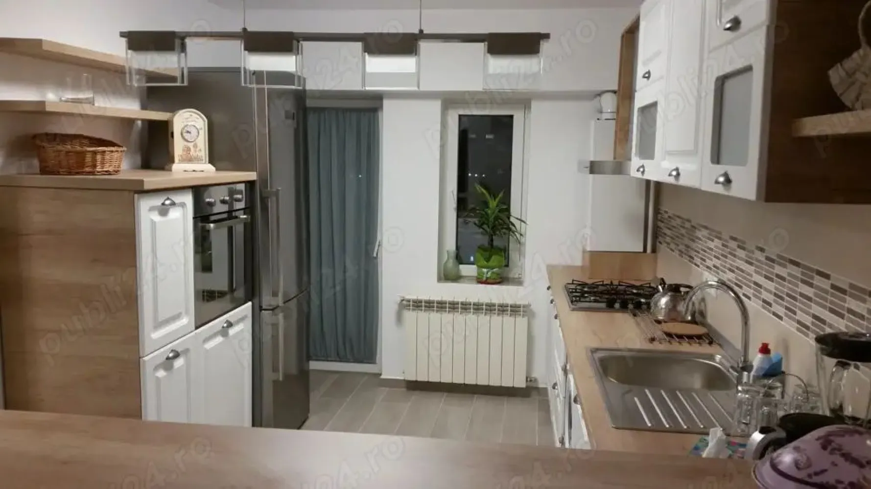 BRASADAS închiriază ap 2 cam 68mp 6/7 Splaiul Unirii.
