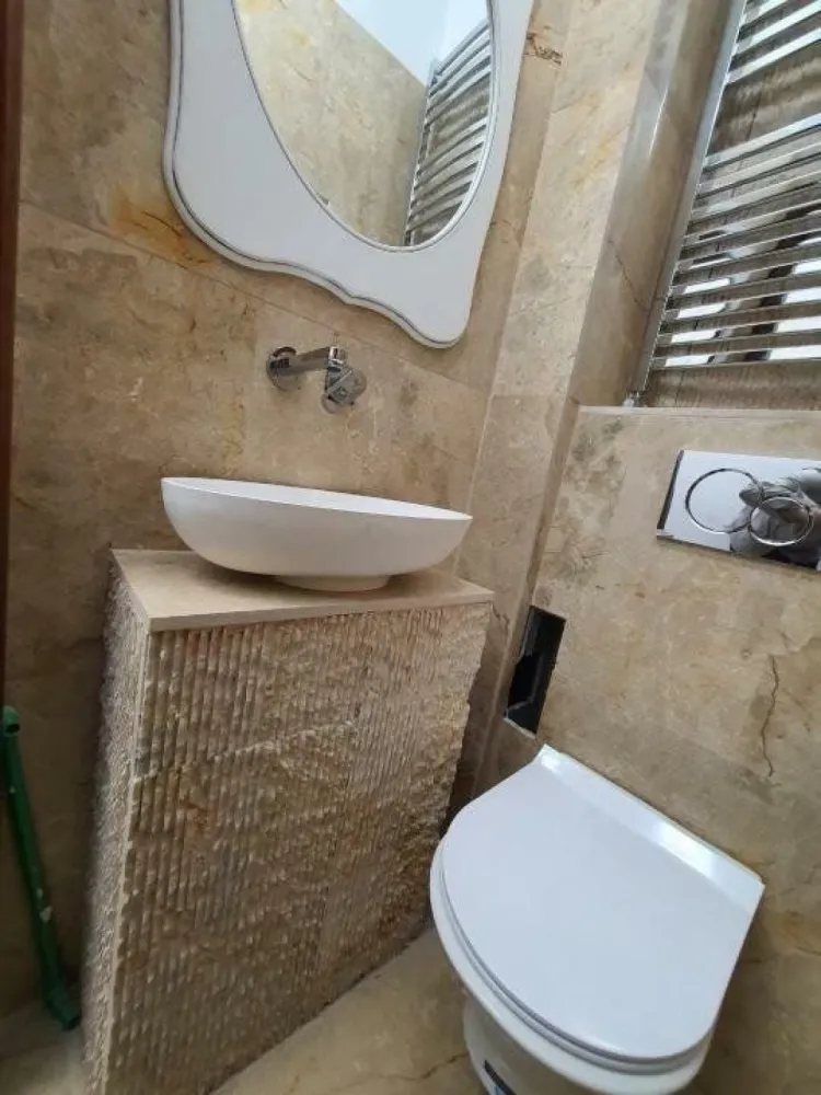 Închiriem ap in casa Cotroceni