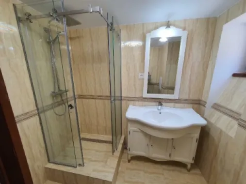 Închiriem ap in casa Cotroceni