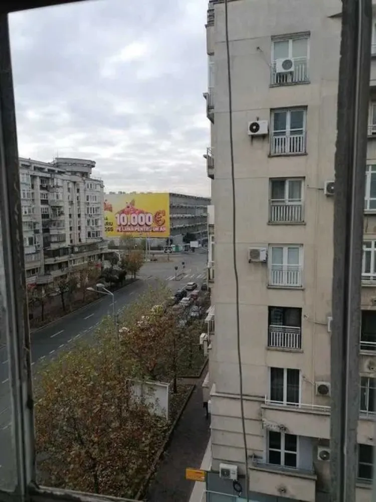 Piata Unirii, Bd. Corneliu Coposu, Piata Sf. Vineri, garsoniera