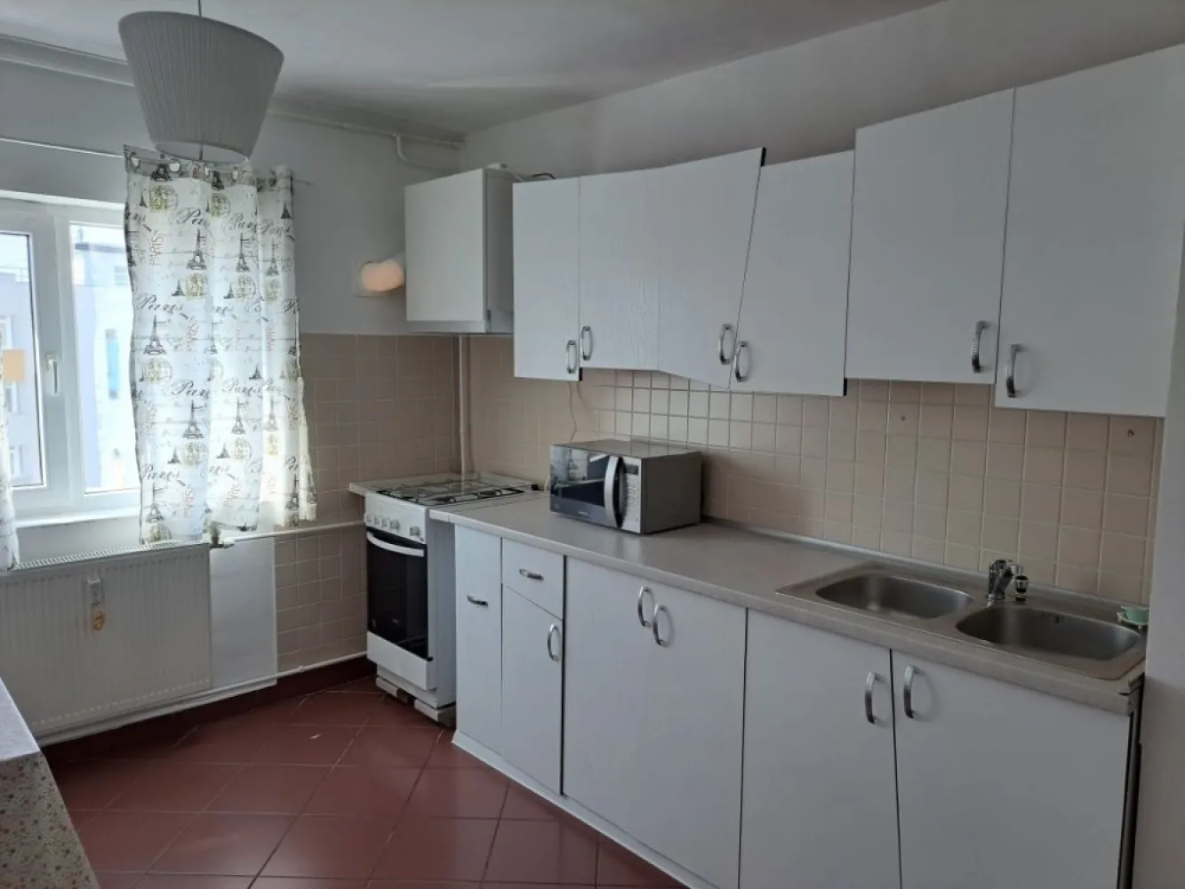 Inchiriere apartament 2 camere Bucuresti Sector 5 parc Sebastian - Inchiriere apartament 2 camere Bucuresti Sector 5 parc Sebastian decomandat totul nou renovat mobilier nou aragaz frigider masina spalat rufe cuptor microunde aparat aer condiționat tv internet incalzire radet exclus fumatori și animale companie în locuință