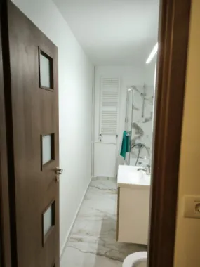 BRASADAS închiriază garsoniera tip Studio Mall Vitan.