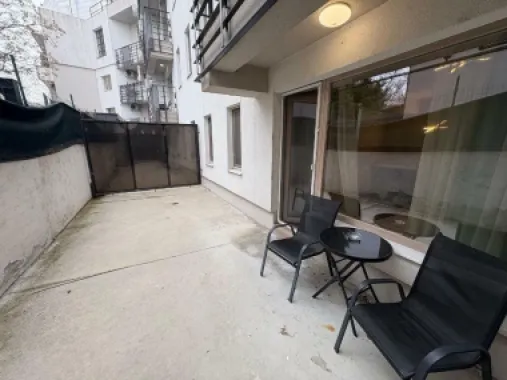 BRASADAS închiriază garsoniera in zona Unirii 2018 balcon.
