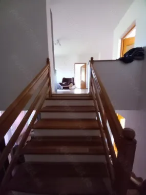 Vila la un superpret!