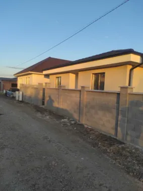 Casa pe partner de vanzare