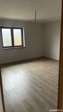 Vand casă in Lazuri