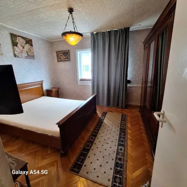 Inchiriere 2 camere rond alba iulia/bd decebal 520 euro