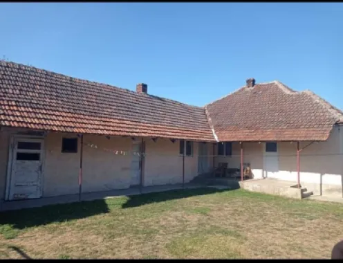 Casă de vânzare în Vetis