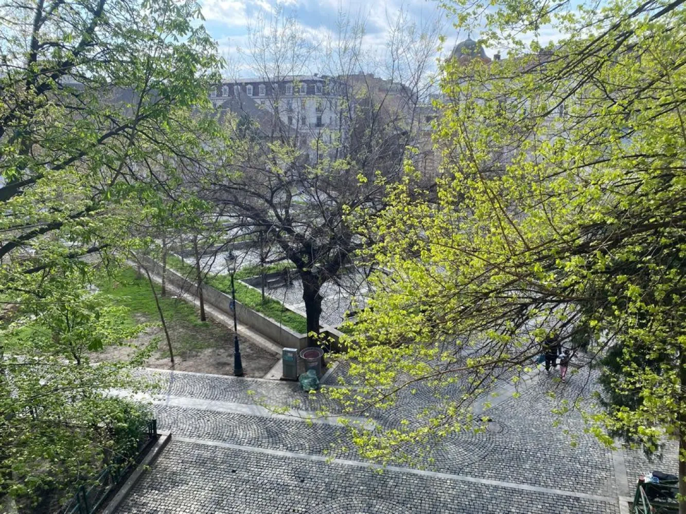 BRASADAS închiriază ap 2 cam Unirii Bratianu Cocor.