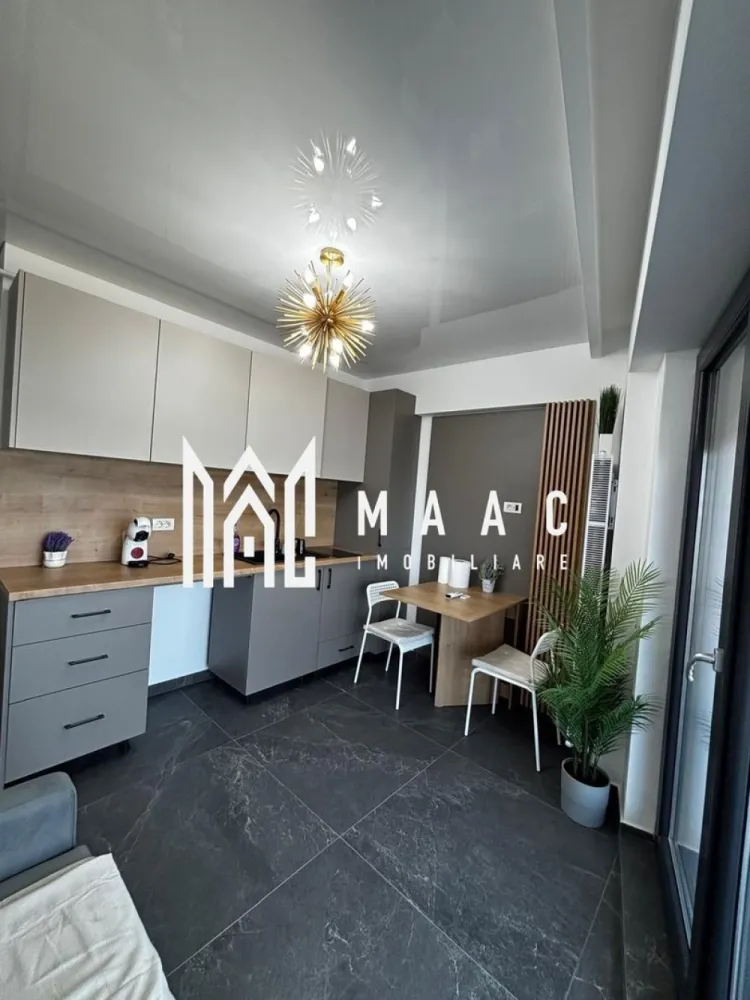 Apartament 2 camere | Vedere spre Mare | Etaj 2 - Apartament cu vedere la mare – Mamaia Nord | 45 mp | MAAC Imobiliare MAAC Imobiliare vă propune spre vânzare un apartament superb situat în Mamaia Nord, cu vedere directă la mare, într-un bloc modern cu fațadă ventilată , construit la standarde premium. Suprafață utilă:45 mp Compartimentare:living cu bucătărie open-space, dormitor, baie, balcon Vedere: panoramică spre mare Dotări și avantaje: * Mobilat și utilat complet, gata pentru locuire sau închiriere * Aer condiționat * Centrală proprie pe gaz * Finisaje moderne, de calitate superioară * Bloc cu fațadă ventilată – eficiență energetică și izolare excelentă * Locație excelentă, la doar câțiva pași de plajă, restaurante și puncte de interes Ideal pentru: * Locuință de vacanță * Investiție profitabilă (închiriere sezonieră sau pe termen lung) Pentru detalii suplimentare și programarea unei vizionări, contactați MAAC Imobiliare. id-CP2781840 }}