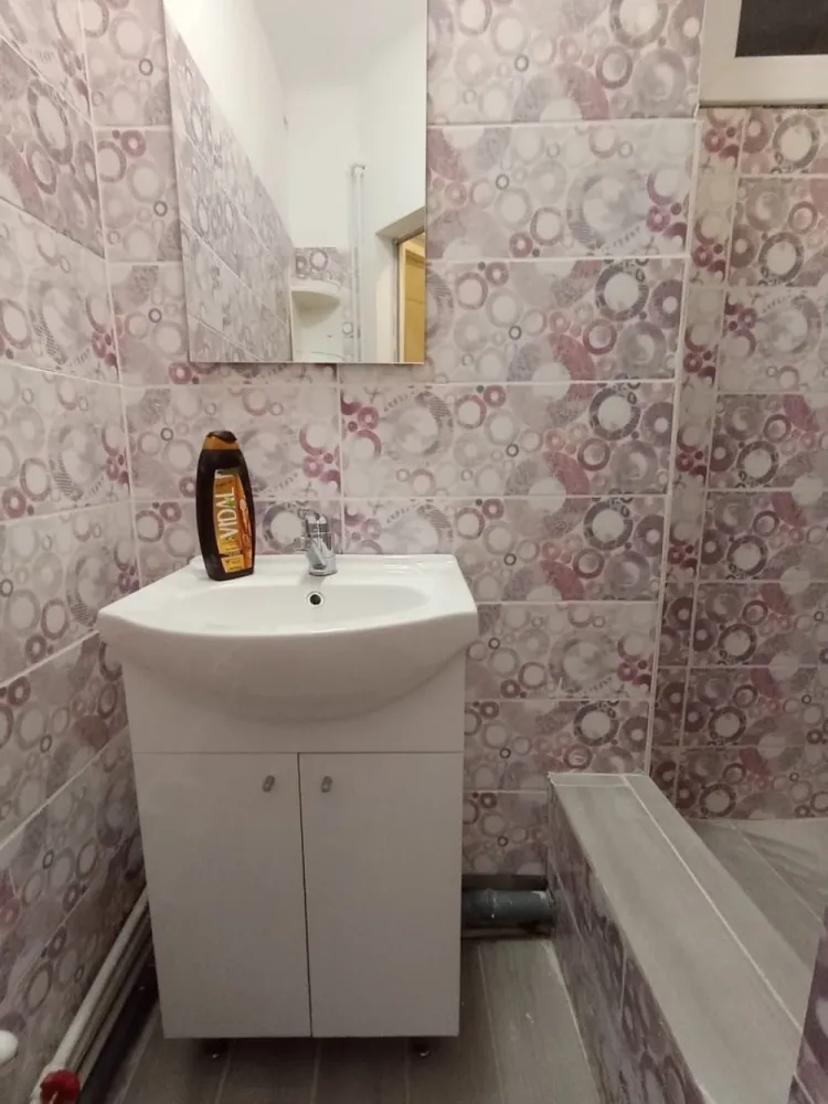 Apartament de închiriat
