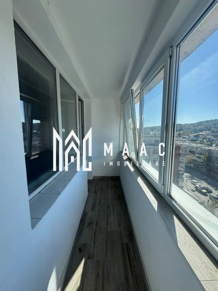 Apartament 2 camere 51Mp | Zona Nord - Apartament 2 camere – zona Nord, 51Mp, Râmnicu Vâlcea MAAC Imobiliare vă propune spre vânzare un apartament cu 2 camere situat in zona Nord, la etajul 9/10 si acces facil cu 2 lifturi. Proprietatea are o suprafață totala de 47Mp utili, 51 Mp total. Este o alegere ideală pentru investiție, fiind disponibil imediat pentru vanzare si este pretabil pentru inchiriere. Apartamentul se vinde mobilat si utilat ca in fotografii 📞 Pentru mai multe detalii și programarea unei vizionări, contactați echipa MAAC Imobiliare Râmnicu Vâlcea id- CP2781745 }}