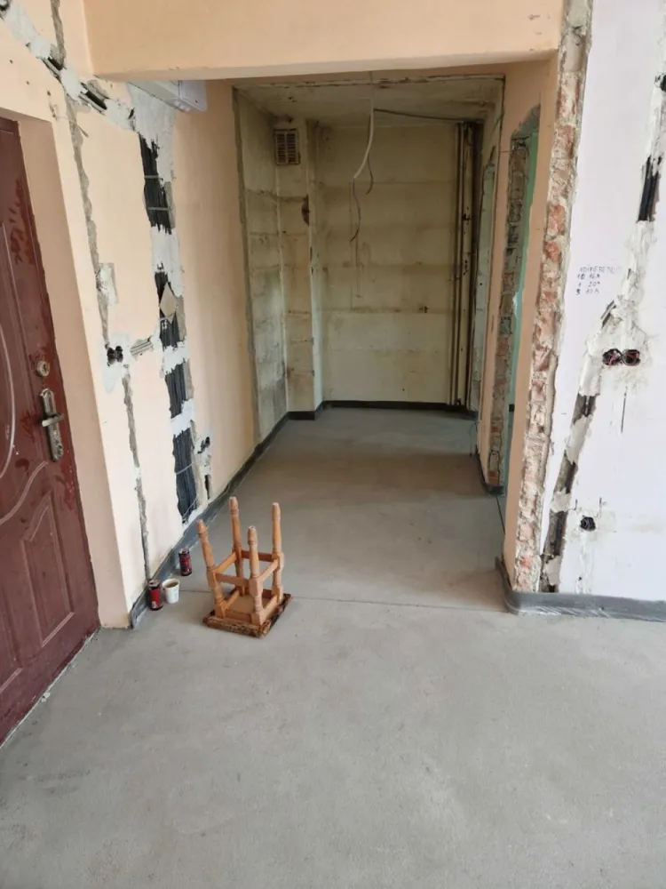 BRASADAS vinde ap 3 cam etaj 4/10 pe Calea Traian. - Agenția imobiliara BRASADAS vinde apartament cu 3 camere pe Calea Traian la etaju 4 din 10. Incalzire in partosea si instalati noi. Pentru mai multe oferte accesați www.brasadas.com.
