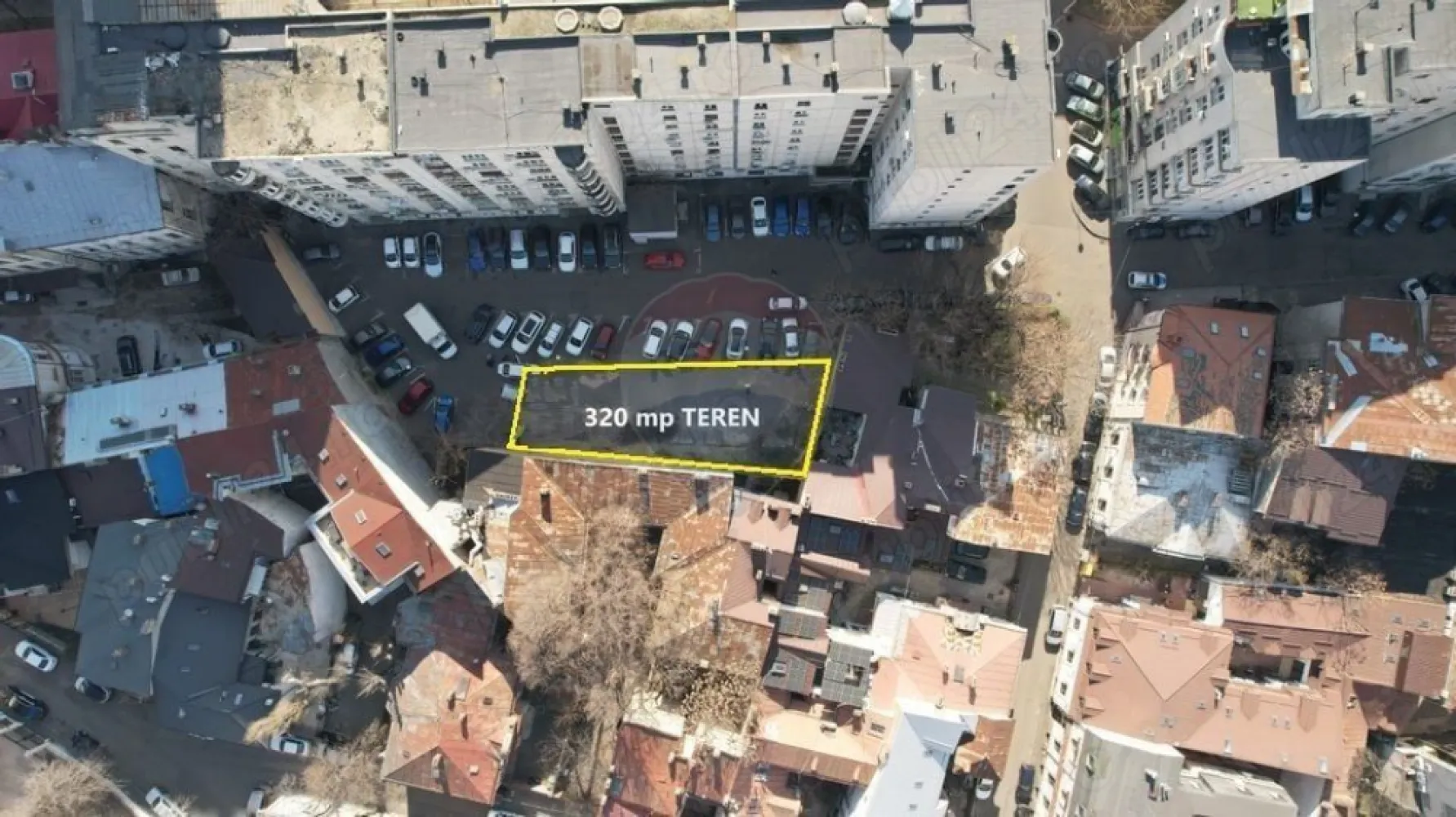 Teren constructii ultracentral de vanzare - Anunț de vânzare teren: Ultracentral, Corneliu Coposu 17 A Oportunitate rară în inima orașului! Oferim spre vânzare un teren liber pentru construit, de 320 mp situat într-o locație ultracentrală, pe strada Corneliu Coposu nr. 17 A. Această proprietate unică oferă un potențial vast pentru dezvoltare și investiții într-unul dintre cele mai căutate cartiere din oraș. Detalii despre proprietate: Suprafață: 320 metri pătrați Deschidere: 30,45m Localizare: Ultracentral, strada Corneliu Coposu nr. 17 A Acces facil la toate facilitățile și serviciile din oraș Potențial de construcție pentru rezidențial, comercial sau mixt Caracteristici suplimentare: La 300m de Magazinul Unirii, la 70m de P-ta Sfanta Vineri. Acces la utilități (apă, gaz, electricitate, canalizare) Potențial de dezvoltare pentru rezidențial, birouri sau spații comerciale Investiție strategică într-o zonă cu creștere continuă a valorii imobiliare Preț și modalități de contact: Pentru informații suplimentare despre acest teren de vânzare sau pentru a programa o vizionare, vă rugăm să ne contactați ! Această oportunitate este ideală pentru cei care caută să investească într-o proprietate cu potențial mare de dezvoltare într-o locație centrală și căutată. Nu ratați șansa de a achiziționa acest teren unic!