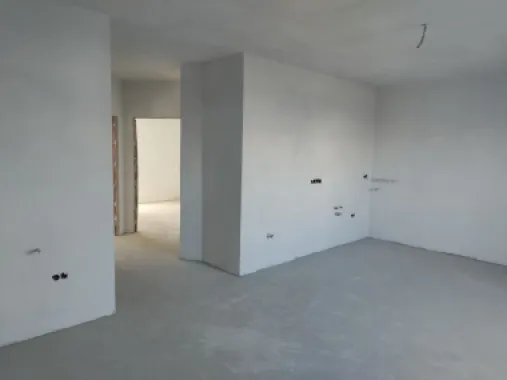 BRASADAS vinde ap 2 cam PARTER zona Odoreului.