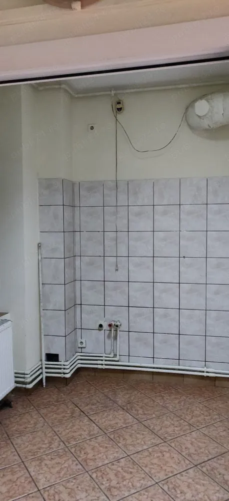 Inchiriez spatiu comercial ultracentral