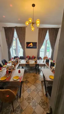 BRASADAS închiriază Restaurant zona CENTRALA.