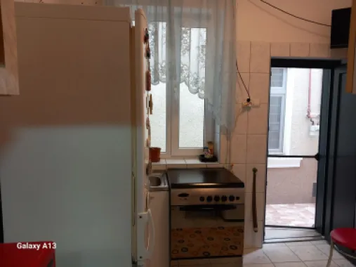 BRASADAS vinde casa curte comuna 3 cam 77mp HALA TRAIAN