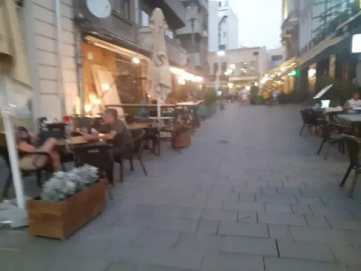 BRASADAS închiriază sp. comercial 135mp in centrul istoric.