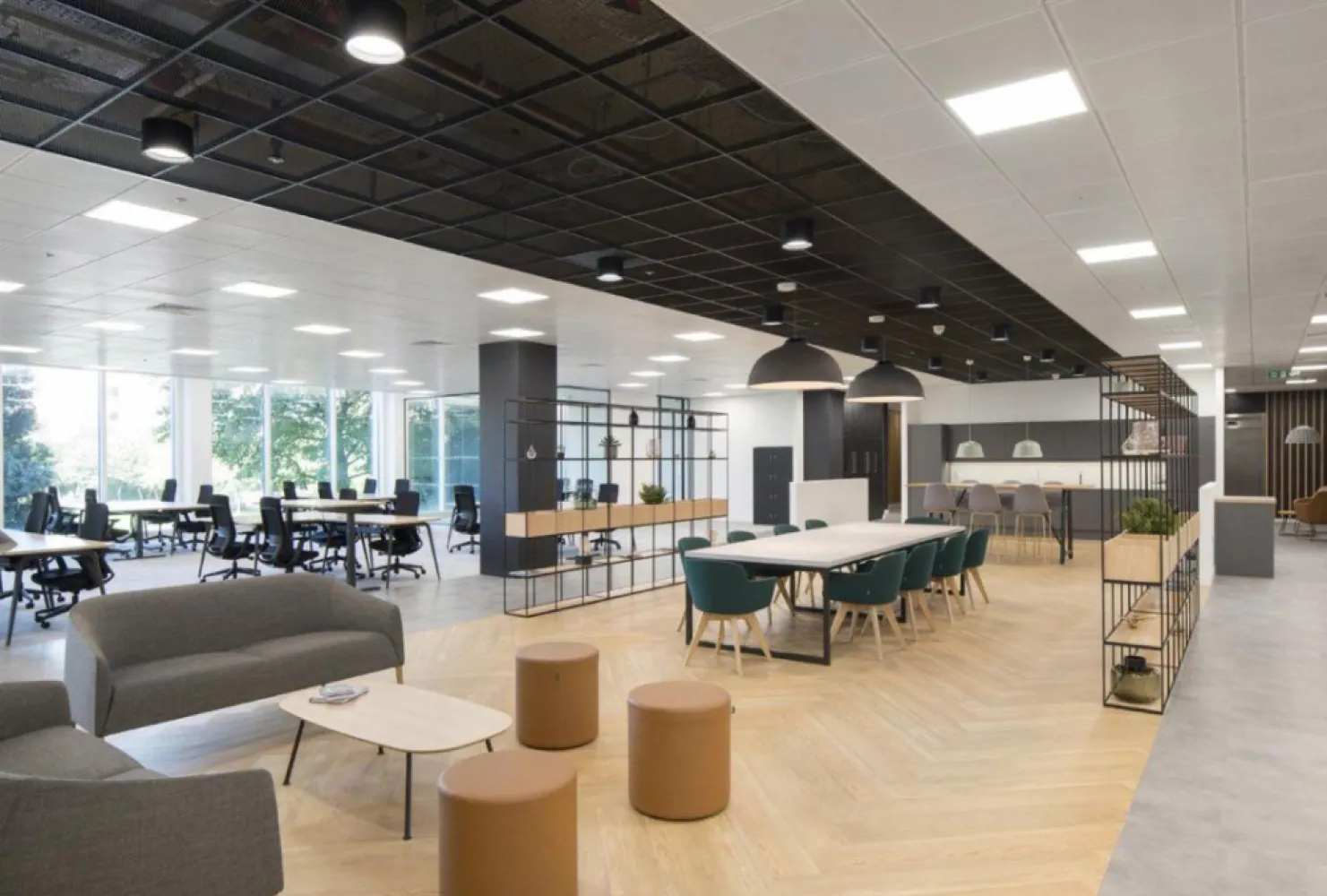 BRASADAS închiriază Sp Com/Office 300mp Cloud9 Pipera,
