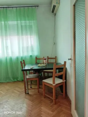 De închiriat apartament Universitate