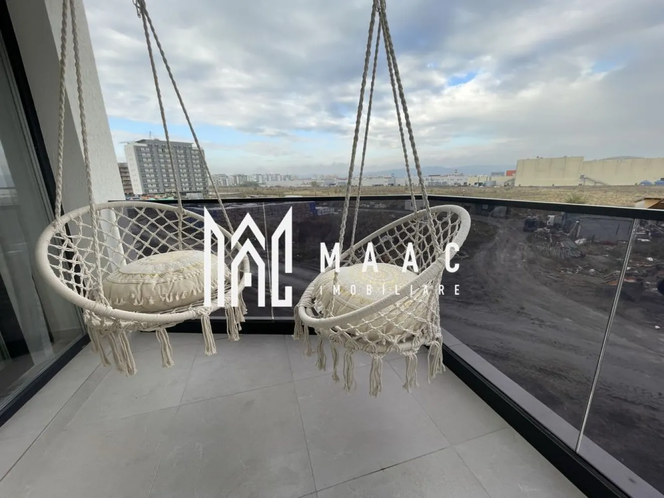 Garsonieră | 35MPU | 2 locuri de parcare | Doamna Stanca