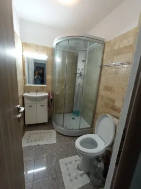 Inchiriez apartament zona Unirii,, Parcul Tineretului