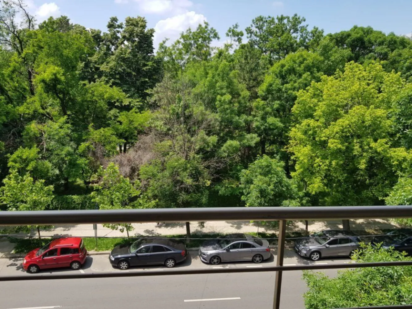 BRASADAS închiriaza ap 4 cam Parc Herastrau.