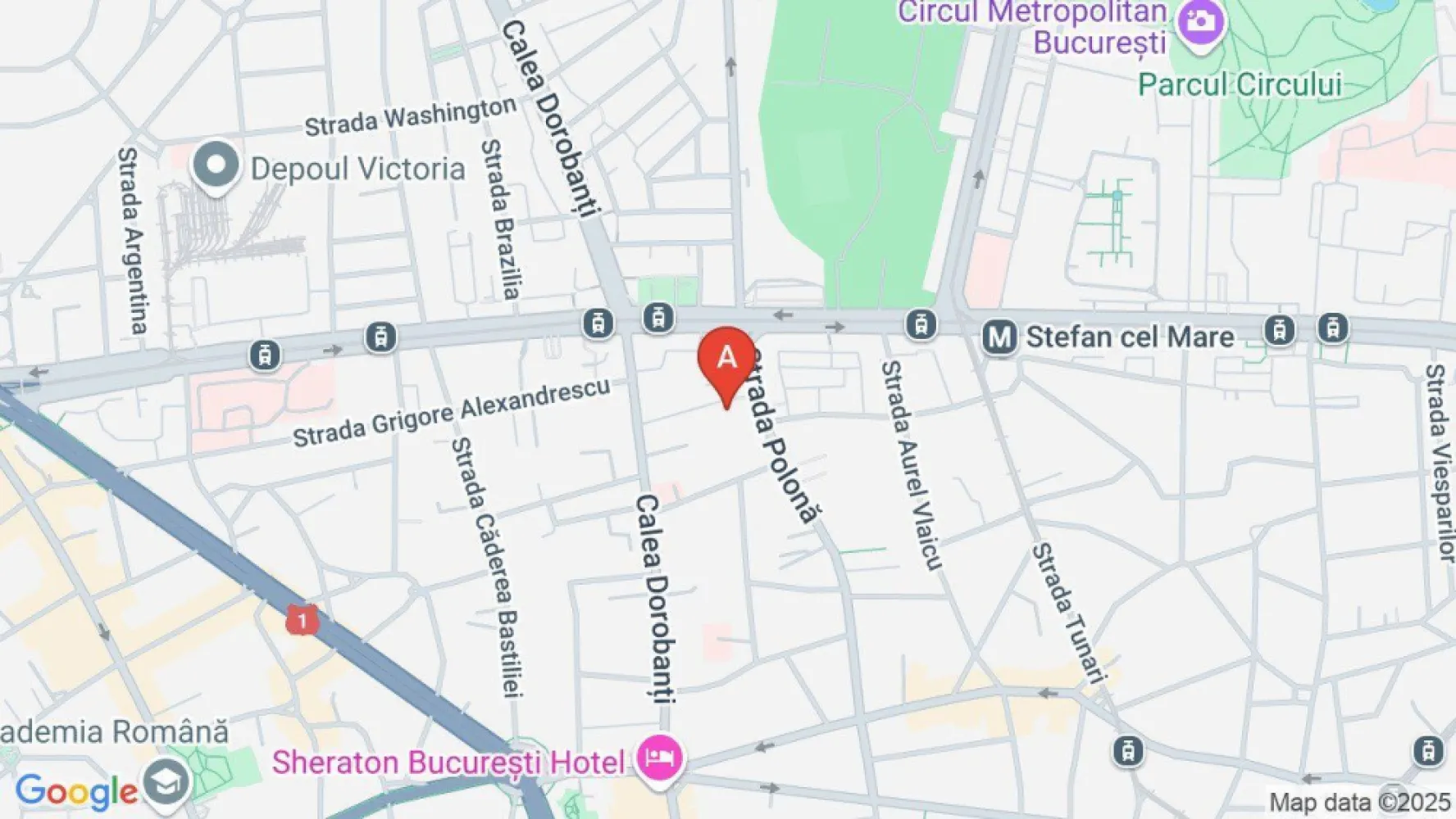 Vilă regim hotelier - Vila demisol, parter, 3 etaje funcţionează in prezent cazare în regim hotelier . Pretabil activităţi birou, clinică, centru spa etc.