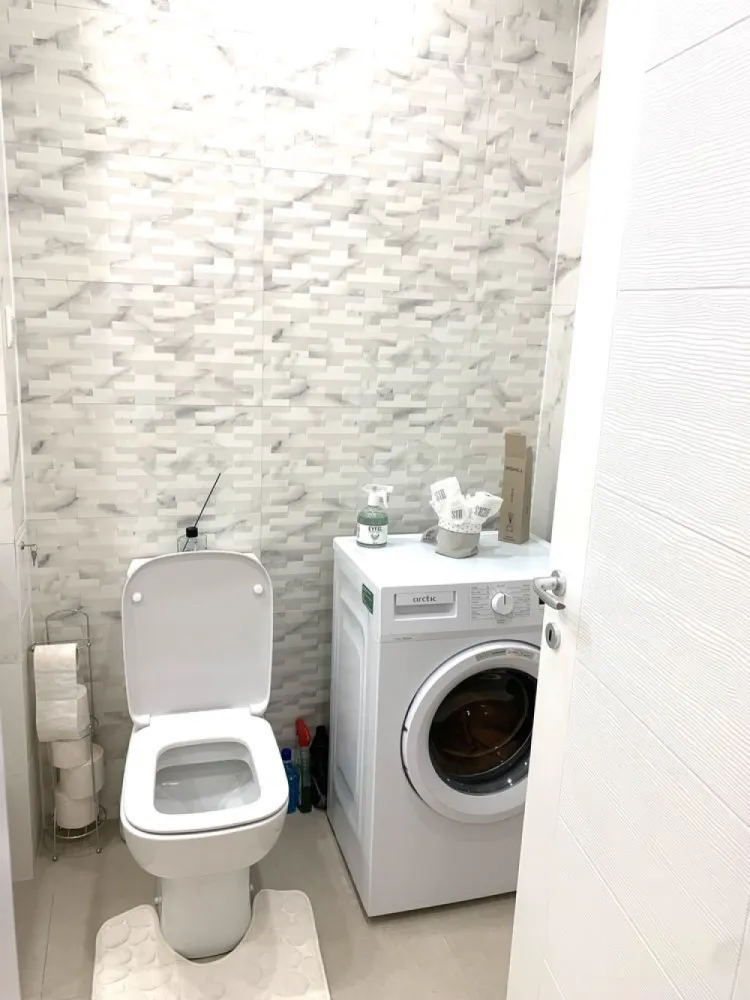 Ag BRASADAS închiriază ap 2 Cam Pallady metrou + PARCARE. - Agenția BRASADAS închiriază : • Apartament cu 2 camere situat in complexul nou - Hils Pallady. • Complexul si apartamentul este situat in blocul 1, la parter, la 2 minute de statia de metrou. Zona foarte accesibila din pct de vedere al deplasarilor catre centrul orasului si iesire din oras spre Constanta (Autostrada A2) • Ca si deplasare: 10-15 min catre Unirii cu metroul, zona Dristor mall Park Lake la doar 10 minute distanta. • In zona se afla tot ce aveti nevoie: Ikea peste drum, Dedeman, Decathlon, Jumbo, Metro, Auchan, Lidl, Kaufland. Pentru mai multe oferte accesați www.brasadas.com.