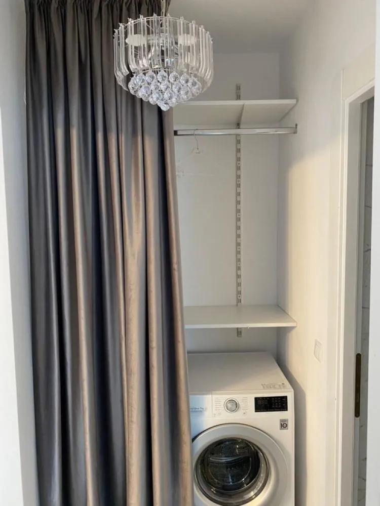 Ag BRASADAS închiriază ap 2 cam et 4 Piata Victoriei. - Agenția BRASADAS închiriază apartament 2 camere ultramodern, situat langa Guvern, bdul Iancu de Hunedoara renovat si utilat complet. www.brasadas.com.