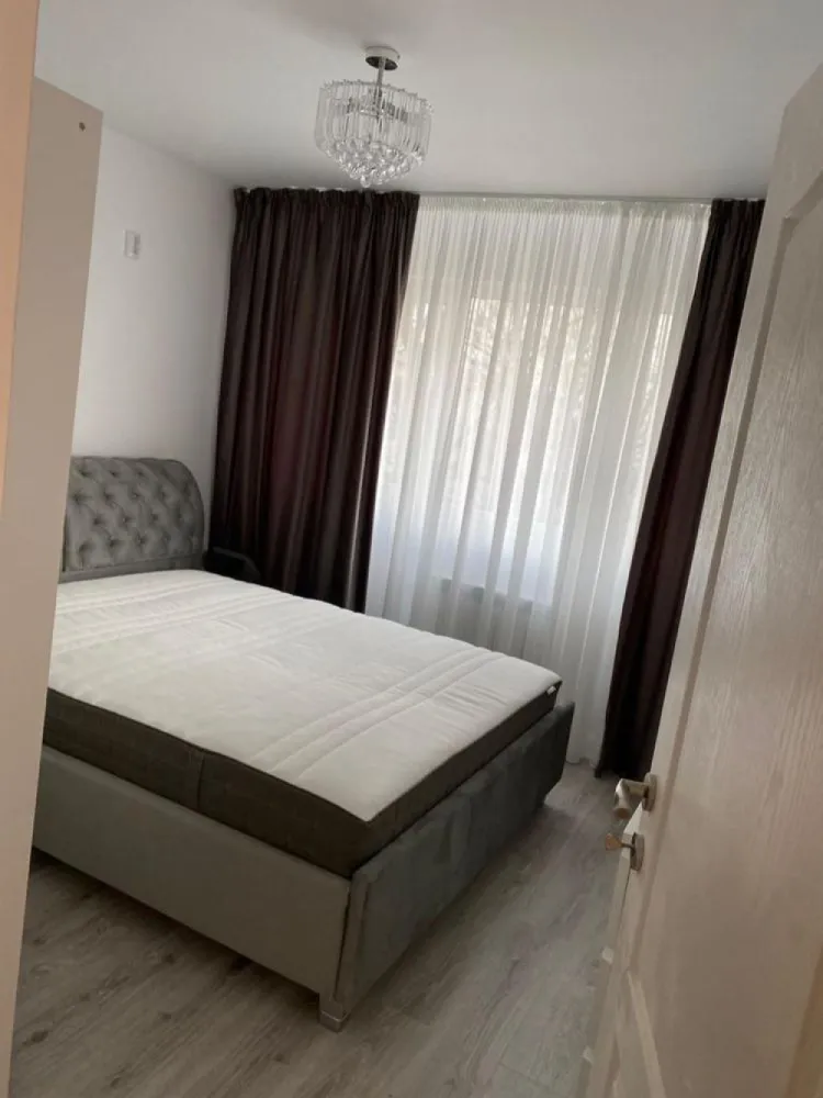 Ag BRASADAS închiriază ap 2 cam et 4 Piata Victoriei. - Agenția BRASADAS închiriază apartament 2 camere ultramodern, situat langa Guvern, bdul Iancu de Hunedoara renovat si utilat complet. www.brasadas.com.