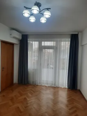 Ag BRASADAS închiriază ap 2 cam Et 3/9 50mp MAGHERU.
