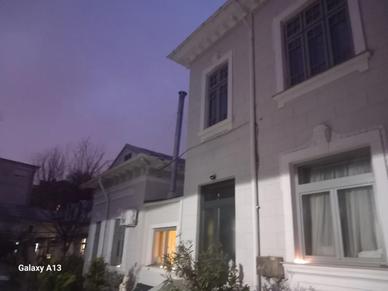 Ag BRASADAS vinde vila 30 cam 1700mp Unirii. - Agenția BRASADAS vinde vila zona ULTRACENTRALA cu 30 camere si teren aferent 1700mp. www.brasadas.com.