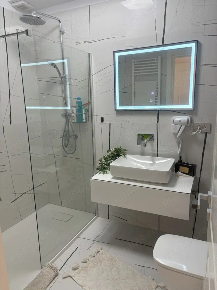 BRASADAS închiriază apt 2 cam 60mp 2024 Et 2/5 ULTRACENTRAL.