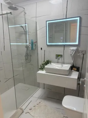 BRASADAS închiriază apt 2 cam 60mp 2024 Et 2/5 ULTRACENTRAL.
